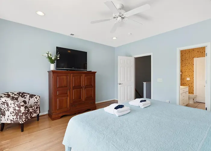 81 Waters Edge - Townhome - Pool